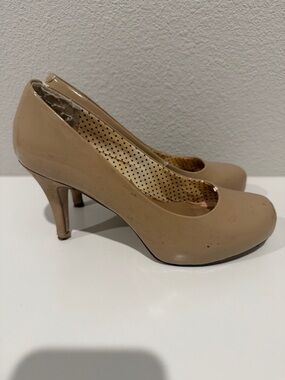 Madden Girl Nude Patent Round-Toe Heels